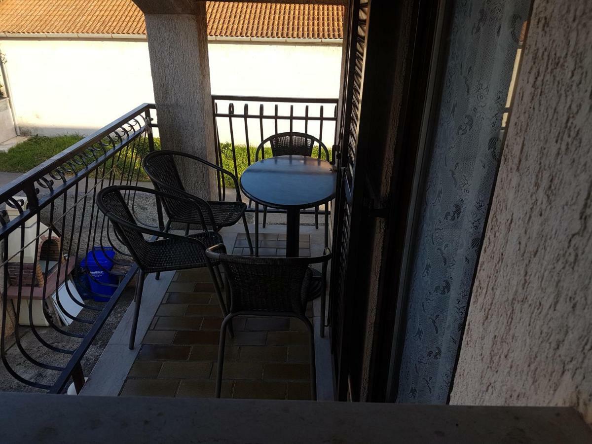 Apartments Zova Медулин Экстерьер фото