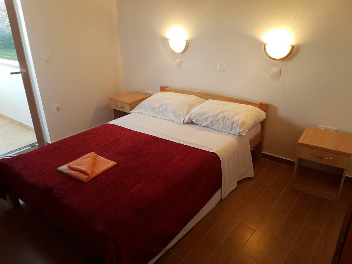 Apartments Zova Медулин Экстерьер фото
